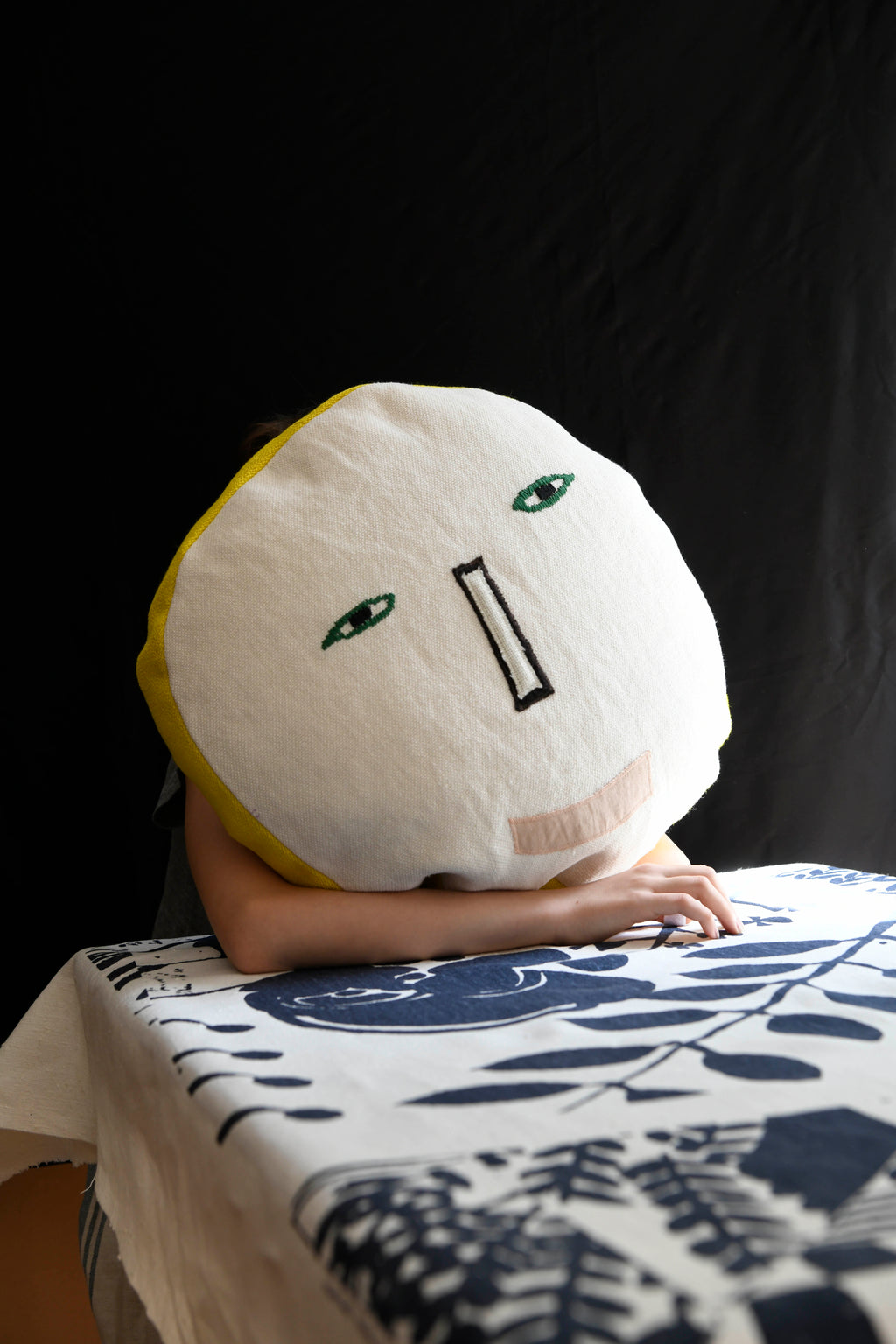 #2520 NEO GEO SPHERE PLANET FACE MOON