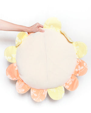 #2511 WW CUSHION BUMBLEBEE VELVET TOUCH SPHERE